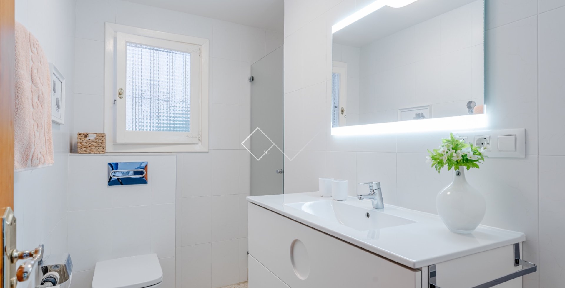 Resale - Villa - Moraira