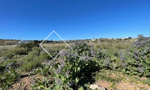  - Plots and Land - Teulada