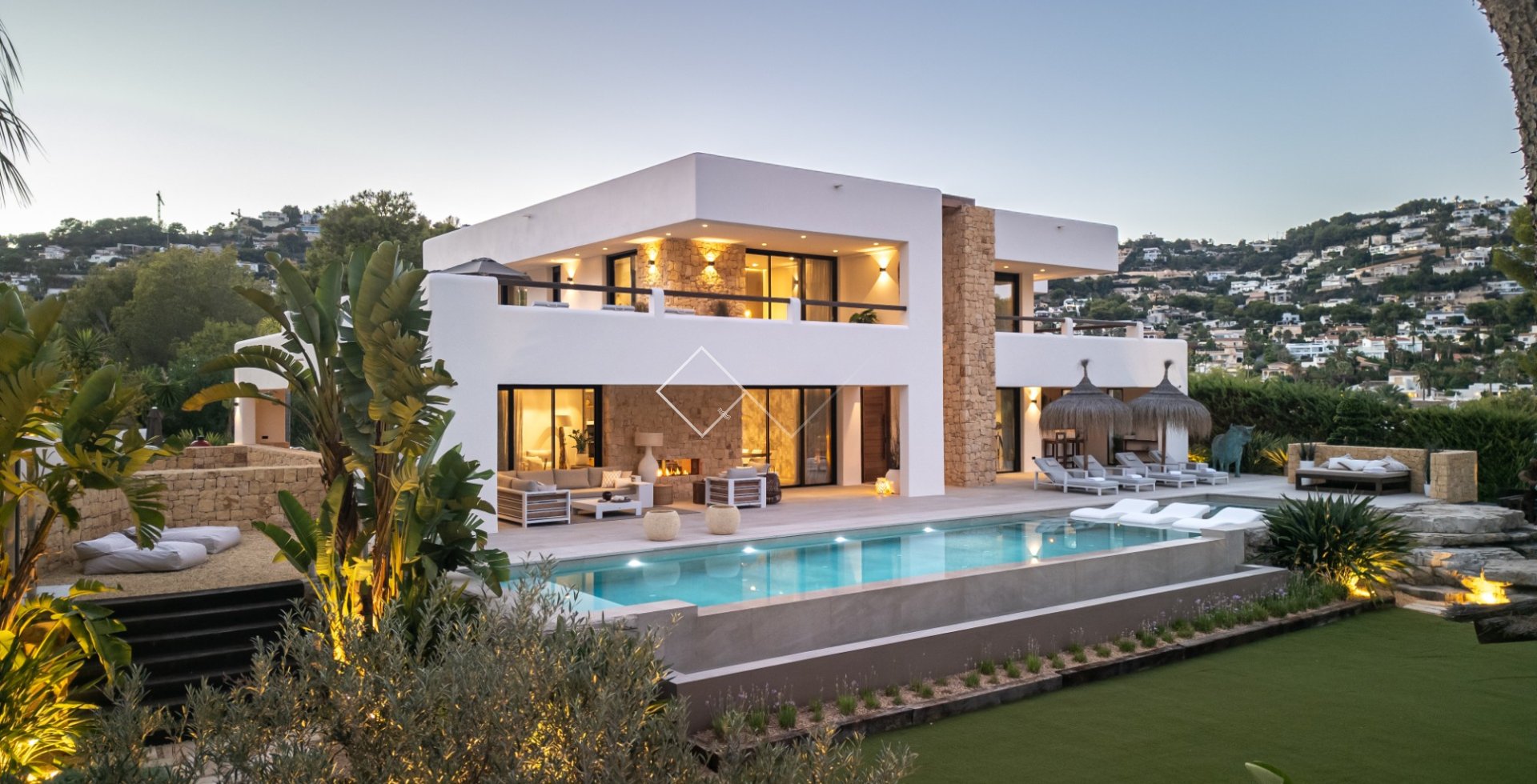 Resale - Villa - Moraira