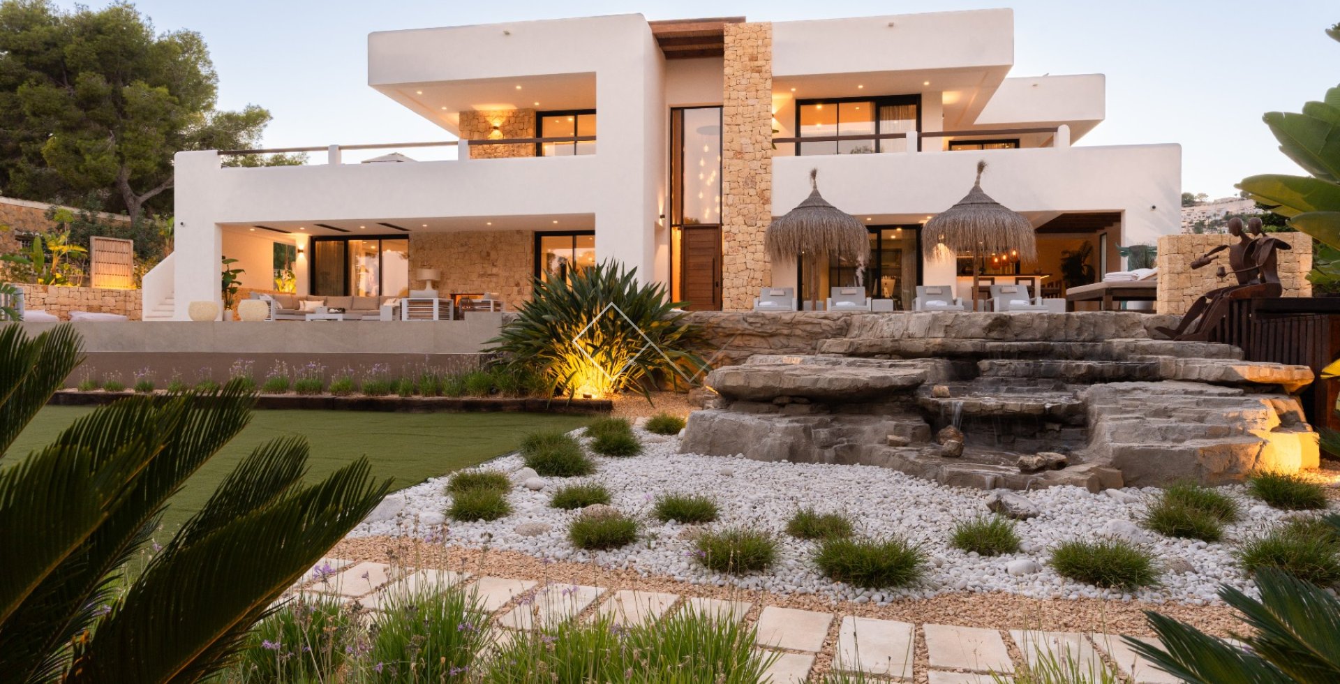 Resale - Villa - Moraira