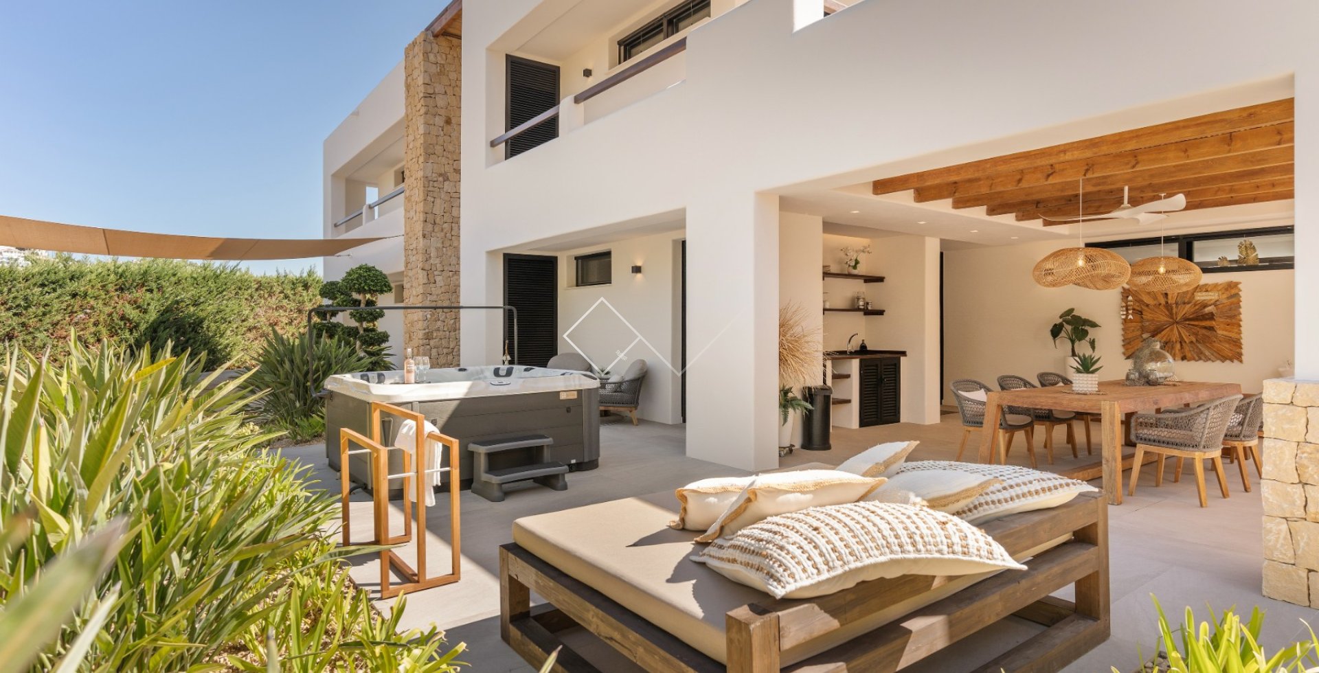 Resale - Villa - Moraira