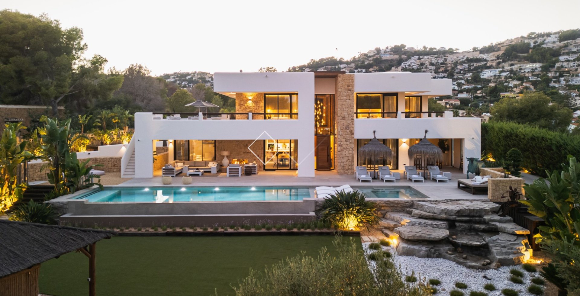 Resale - Villa - Moraira