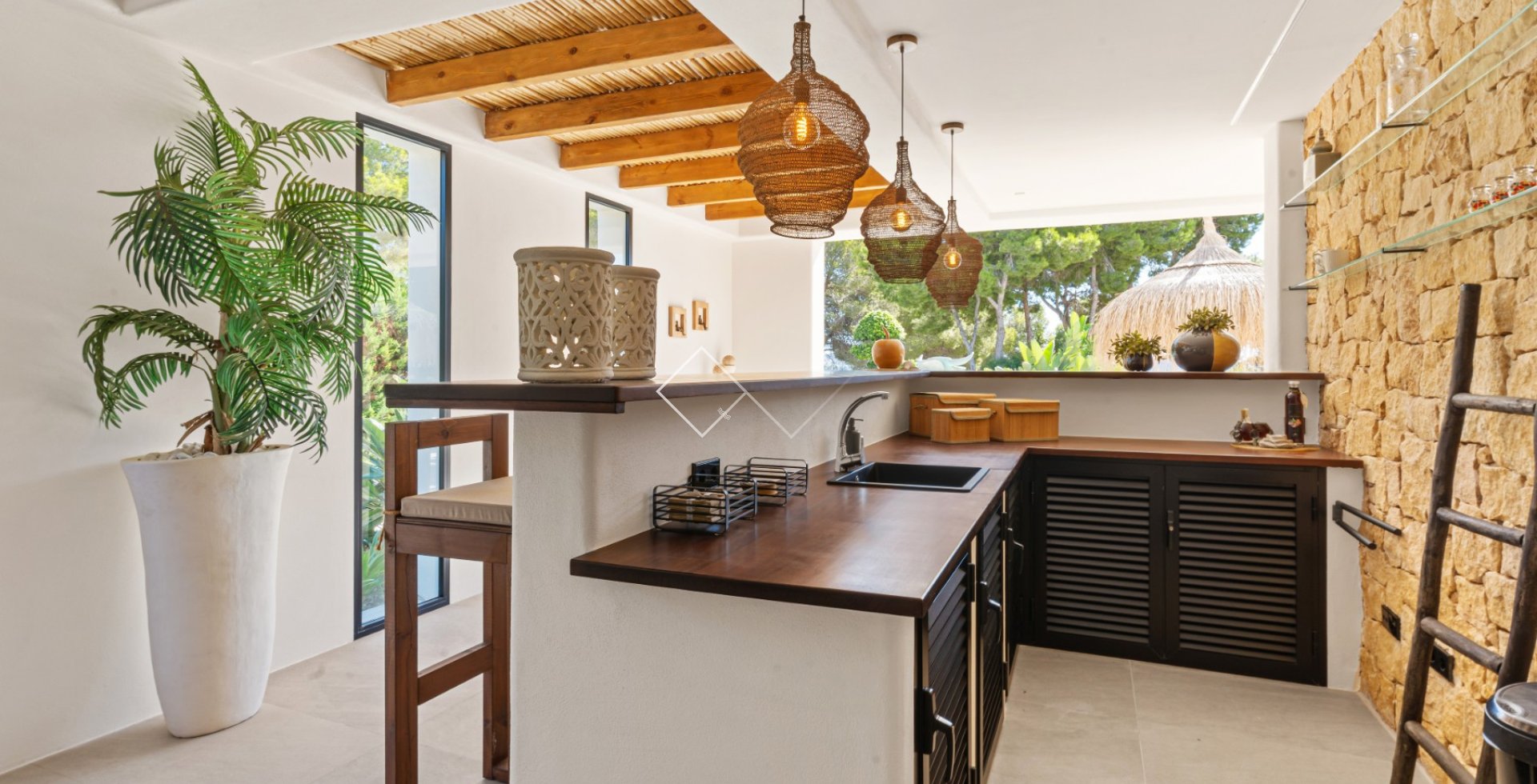 Resale - Villa - Moraira