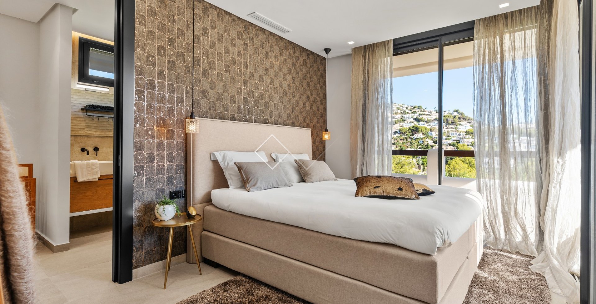 Resale - Villa - Moraira