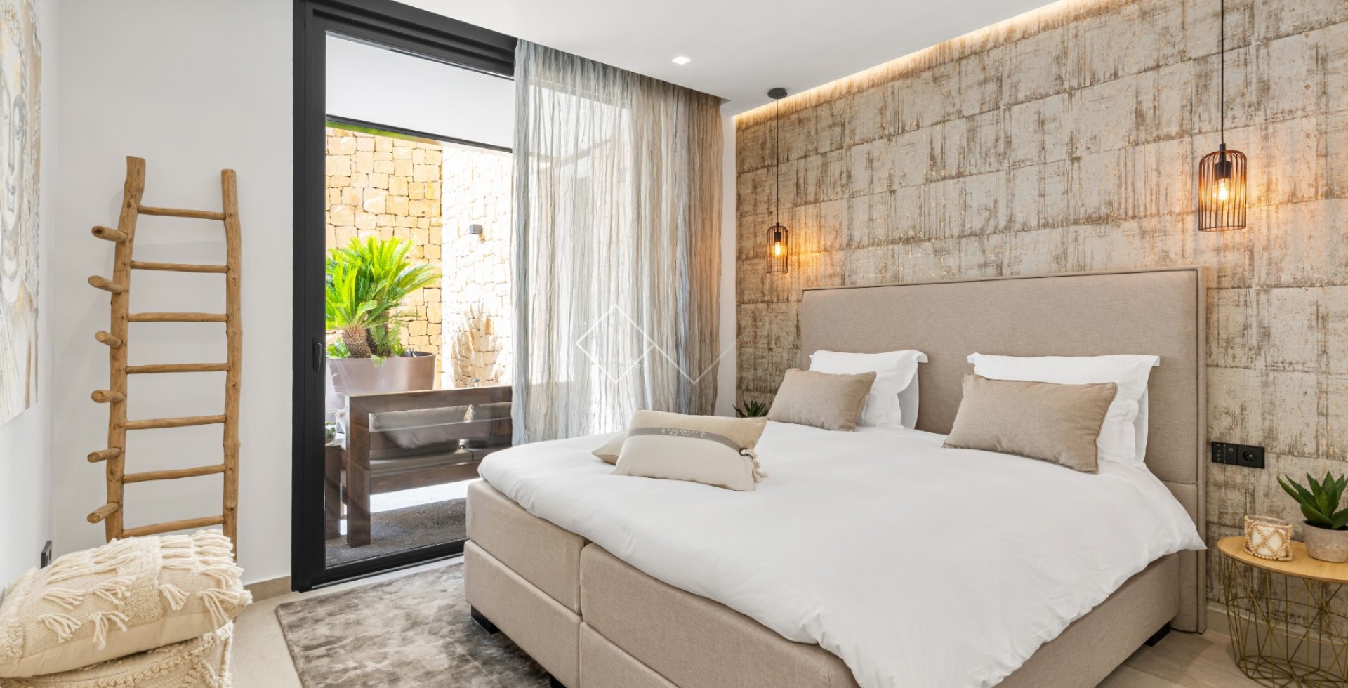 Resale - Villa - Moraira