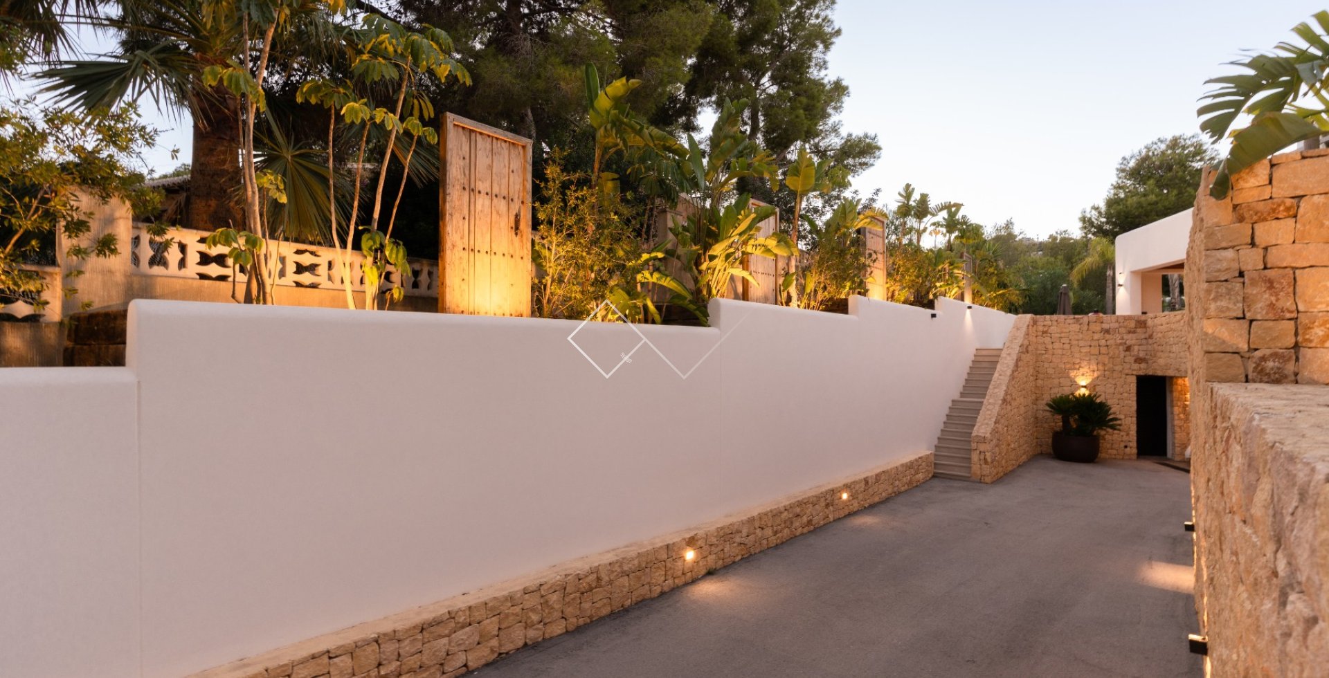 Resale - Villa - Moraira