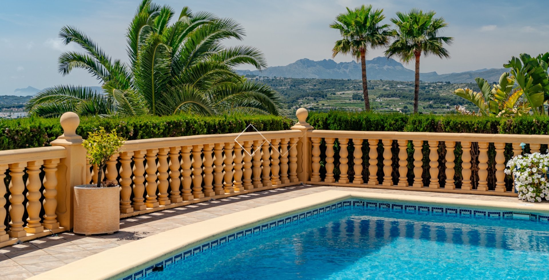 Resale - Villa - Benitachell