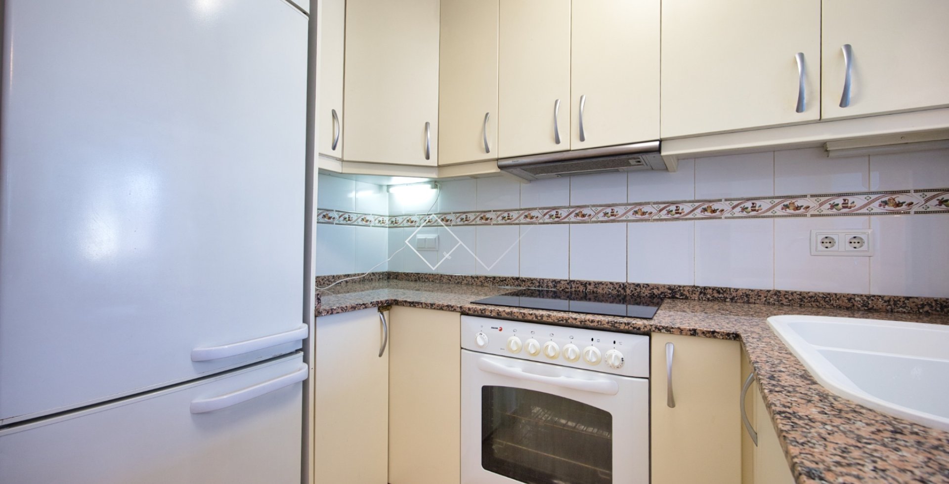Resale - Apartment / Flat - Teulada - Centro