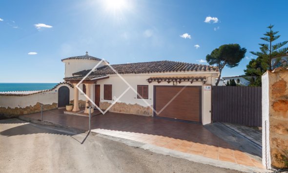 Resale - Villa - Benissa - Cap Blanc