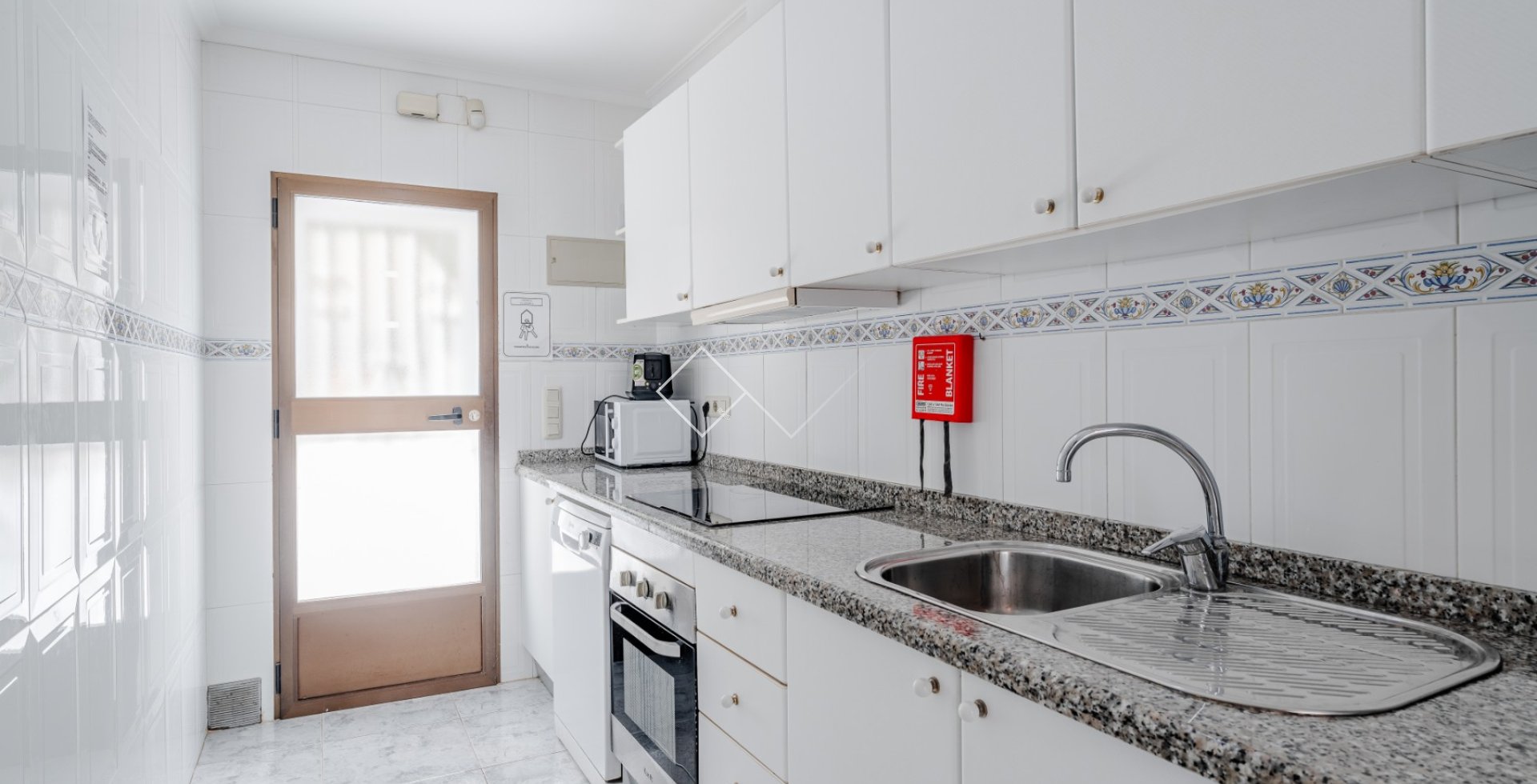Resale - Villa - Benissa costa - Baladrar
