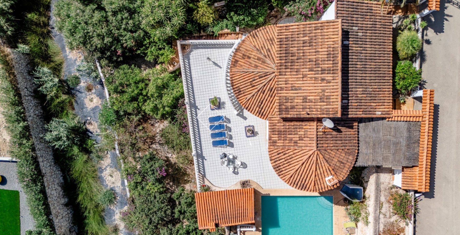 Resale - Villa - Benissa costa - Baladrar