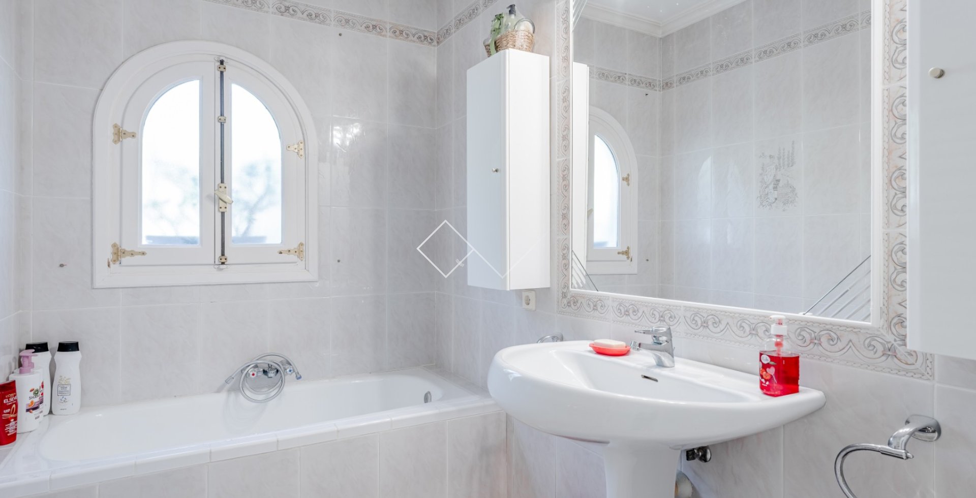 Resale - Villa - Benissa costa - Baladrar