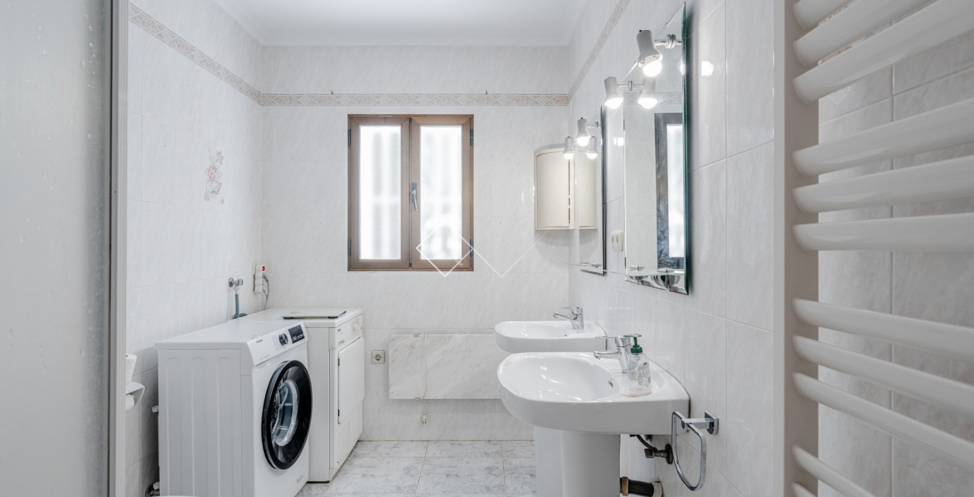 Resale - Villa - Benissa costa - Baladrar