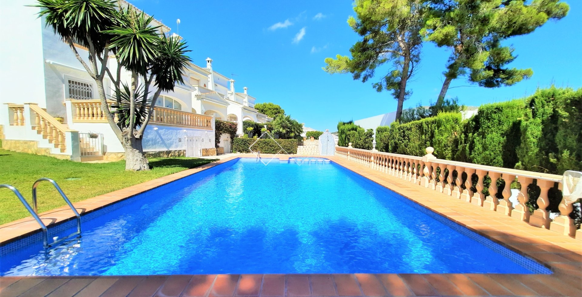 Resale - Villa - Moraira