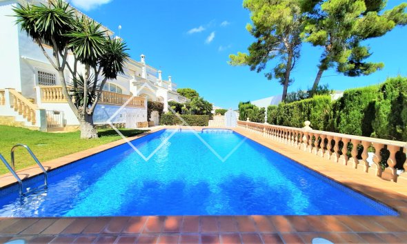 Resale - Villa - Moraira