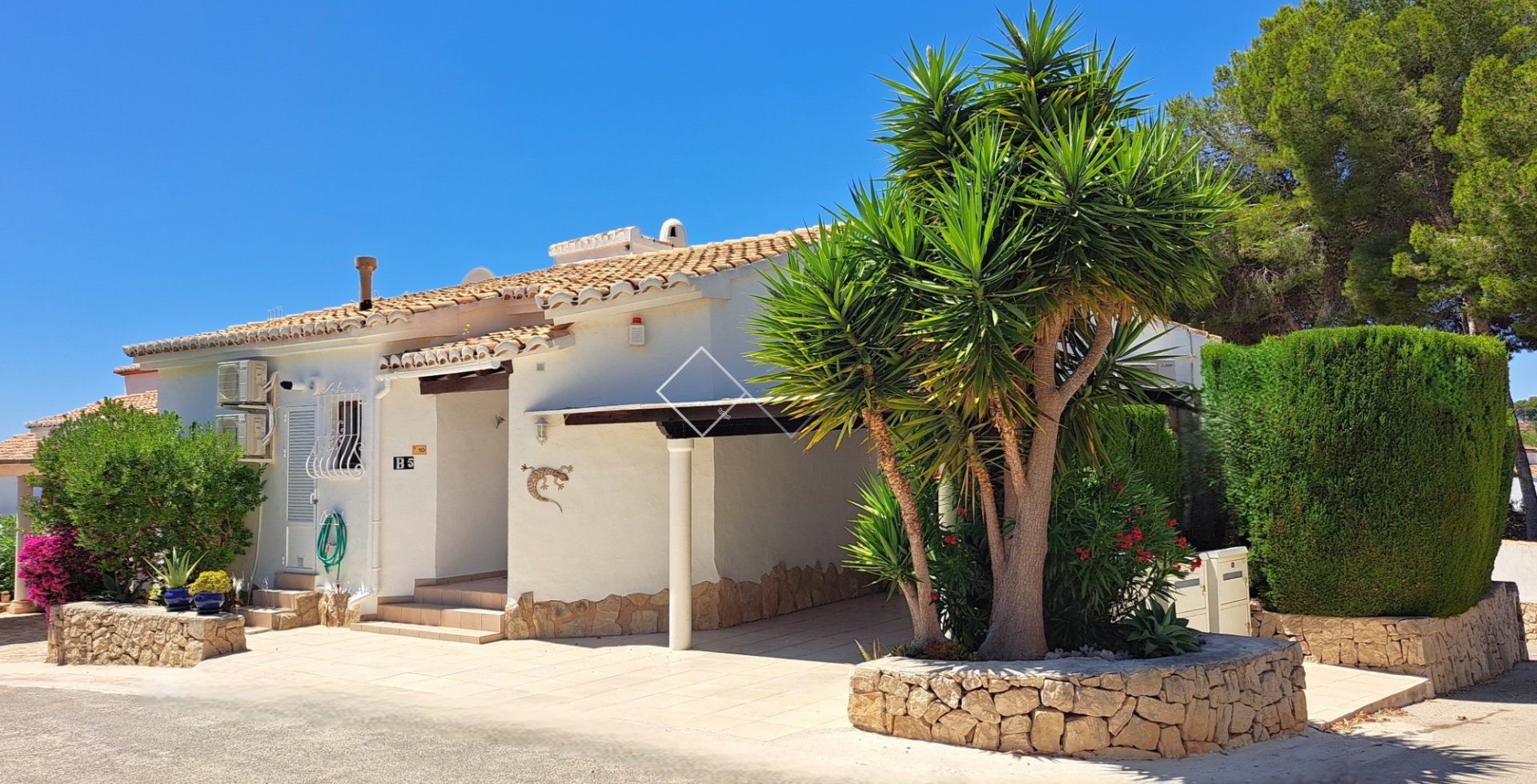 Resale - Villa - Moraira