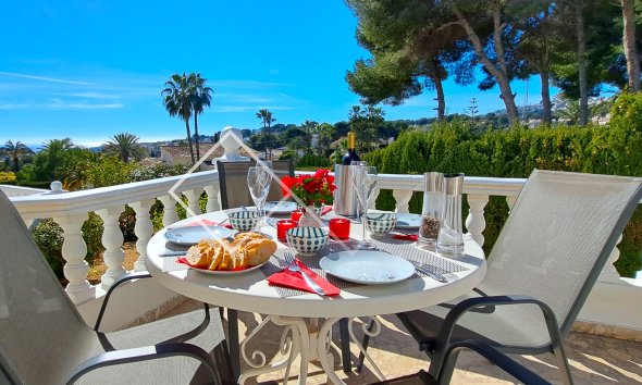 Resale - Villa - Moraira