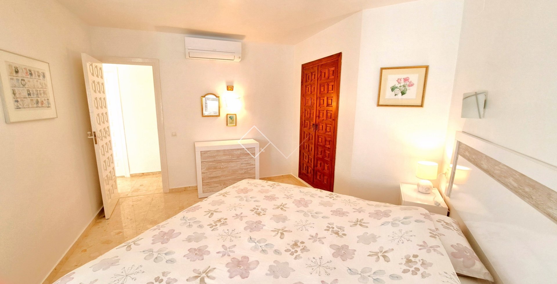 Resale - Villa - Moraira