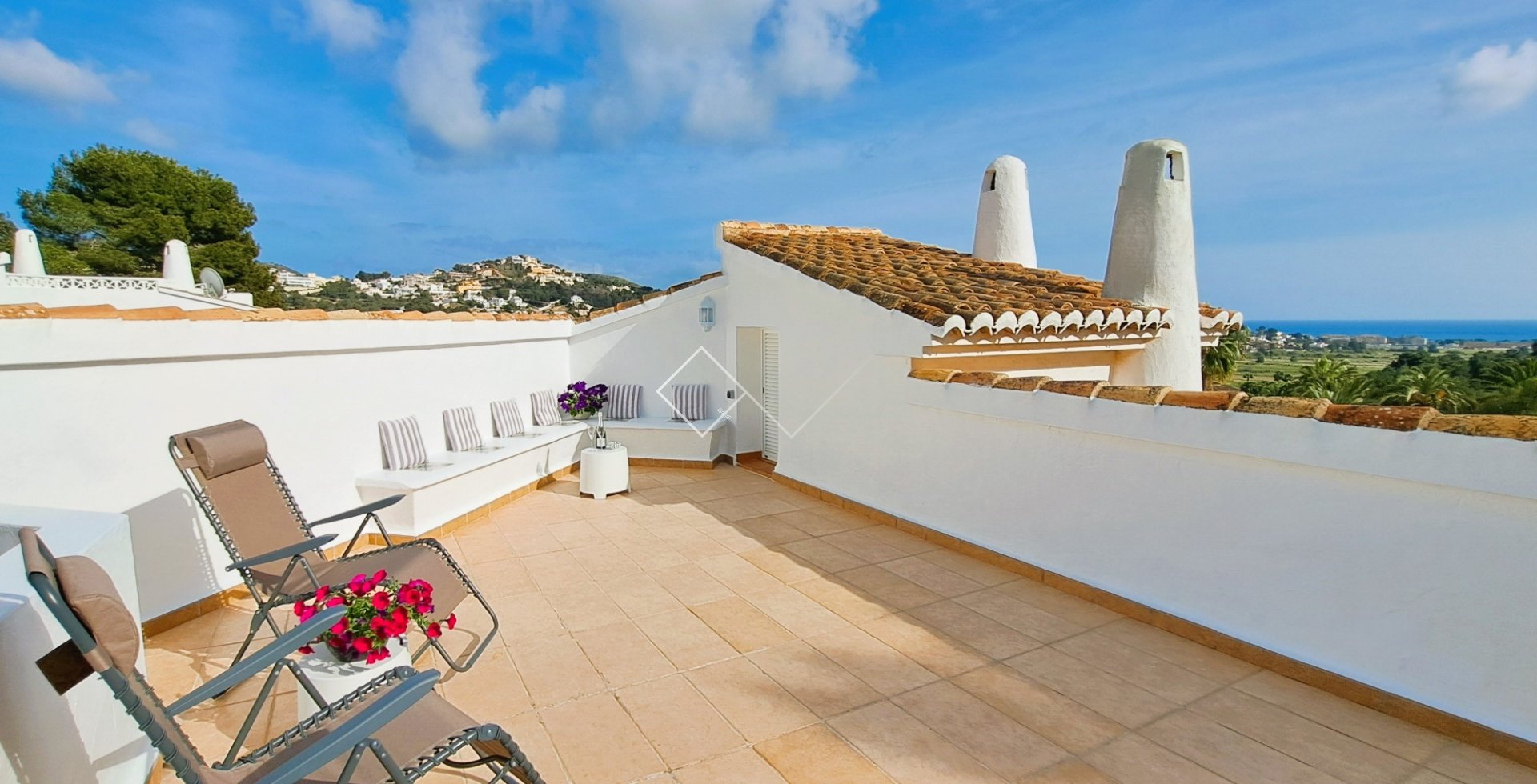 Resale - Villa - Moraira