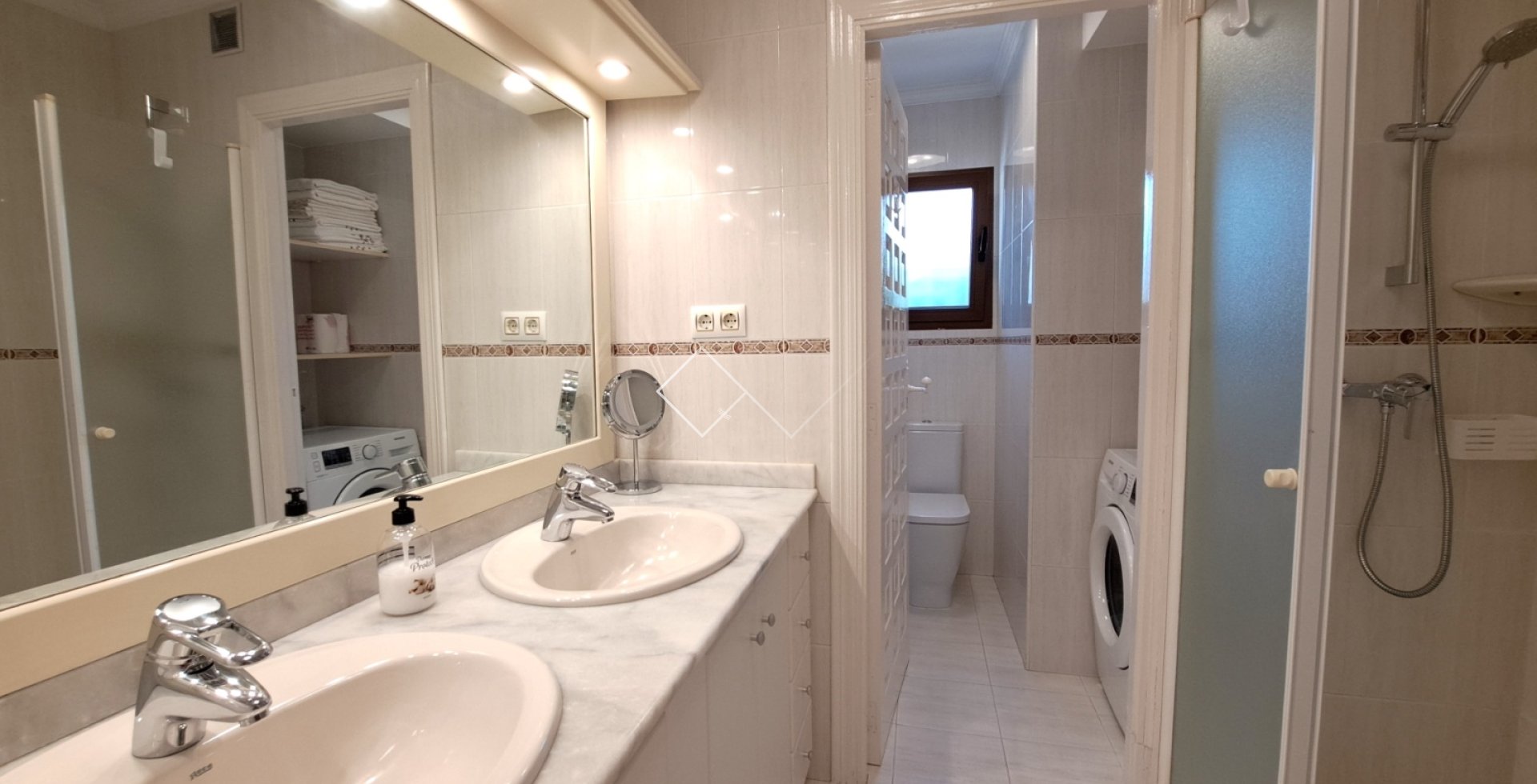 Resale - Villa - Moraira