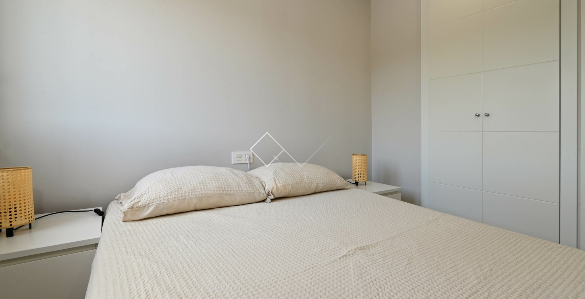  - Apartamento / Piso - Mil Palmeras