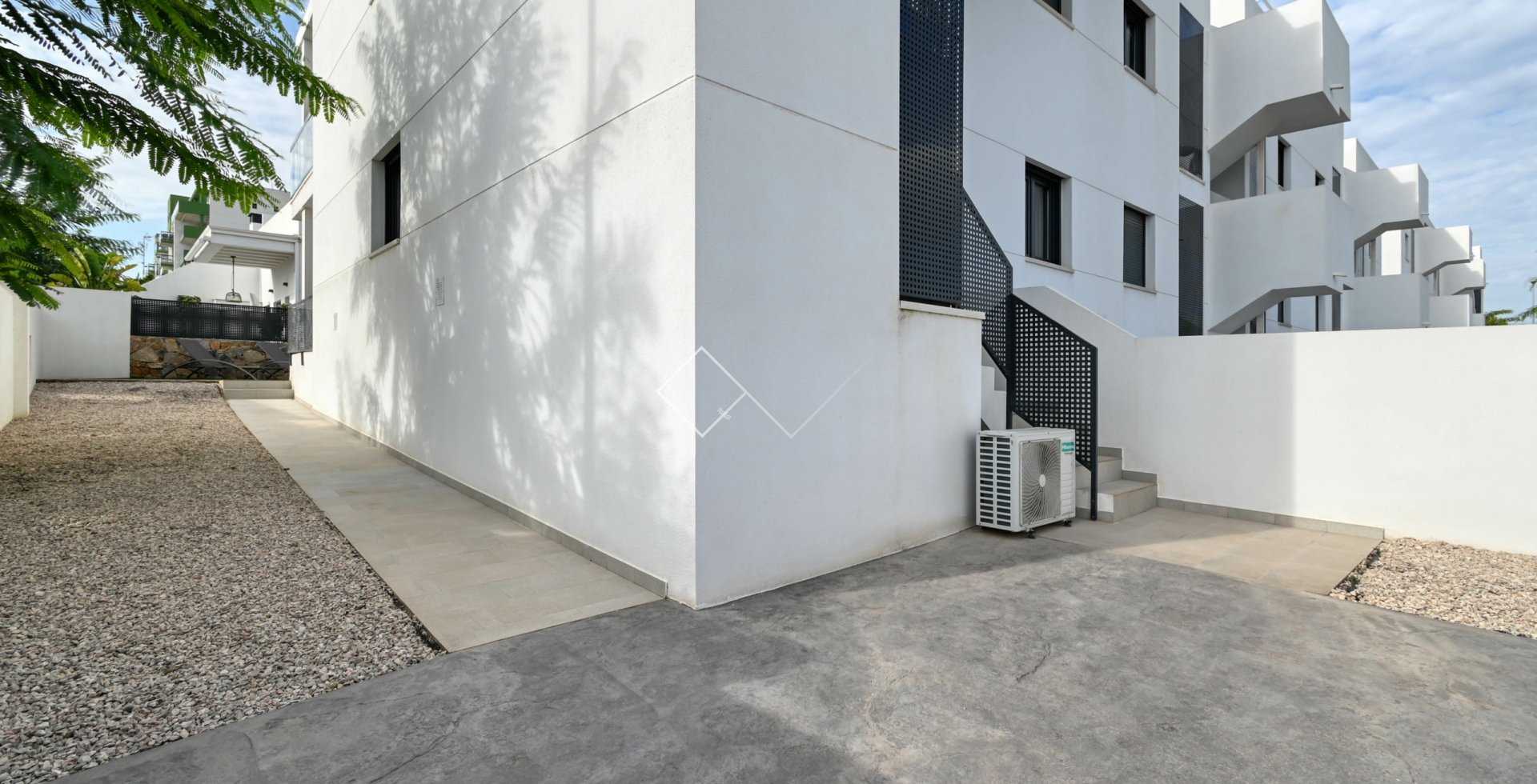  - Apartamento / Piso - Mil Palmeras
