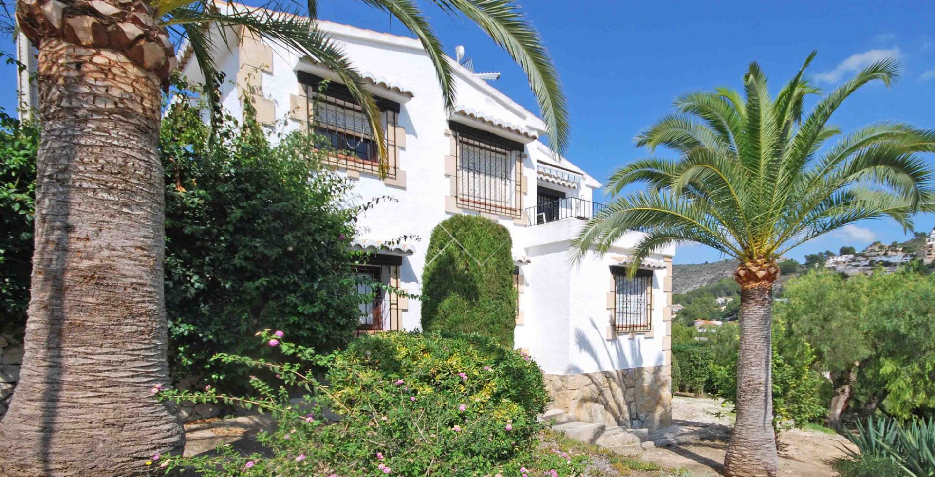 mediterranean villa - Attached villa for sale near El Portet, Moraira