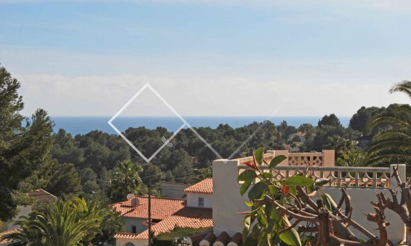 sea views - Appealing villa for sale in Buenavista, Benissa