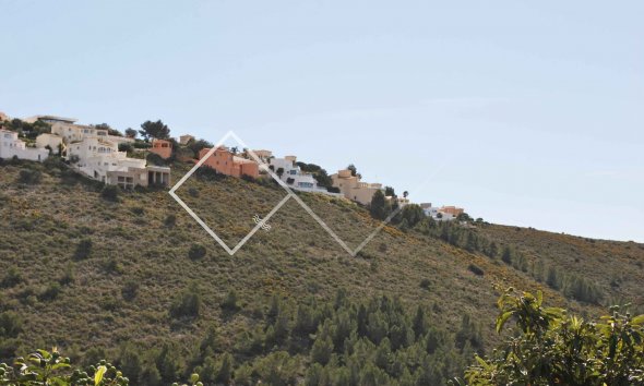 uitzicht cumbre - Fijne villa te koop in Golden Valley, Benitachell