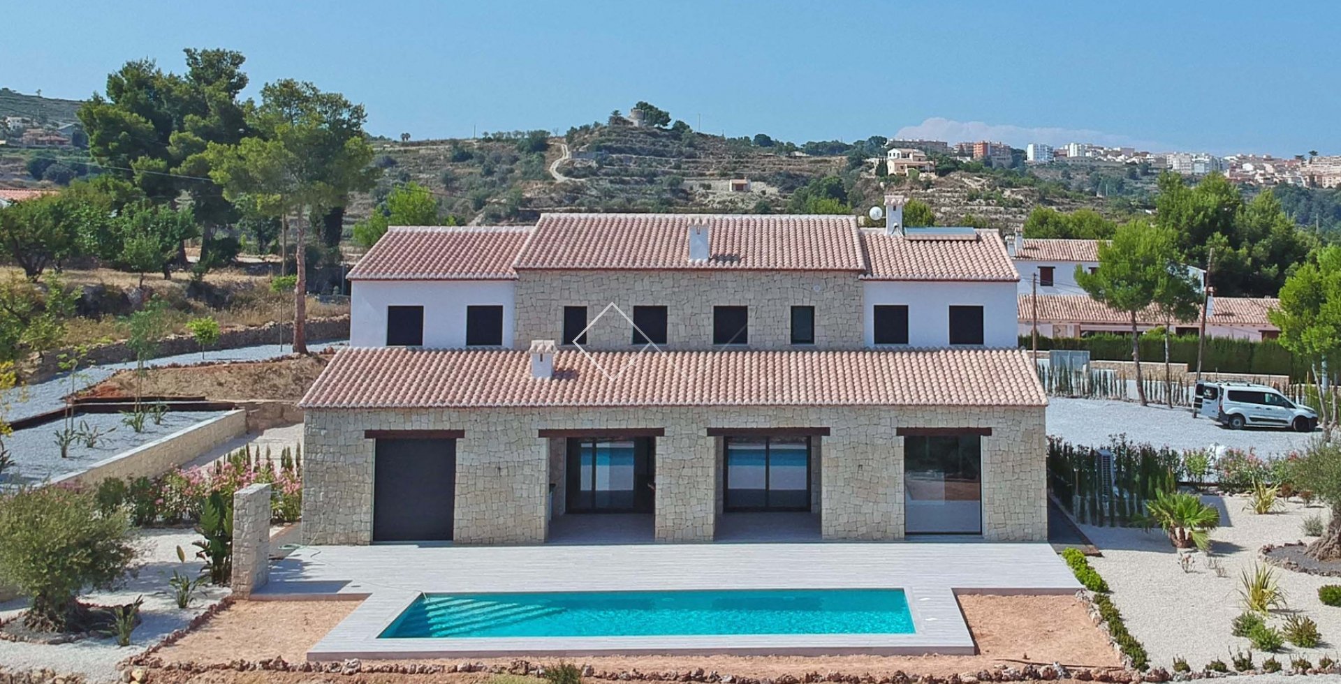 Gran finca con piscina y jardín - Villa de nueva construcción de estilo finca con impresionantes vistas al mar en venta en Benissa