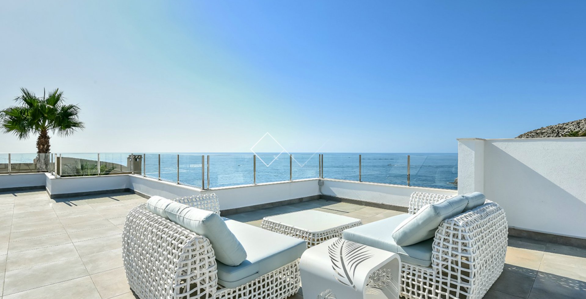 zeezicht vanaf het terras - FANTASTISCH UITZICHT: modern villa te koop in Calpe