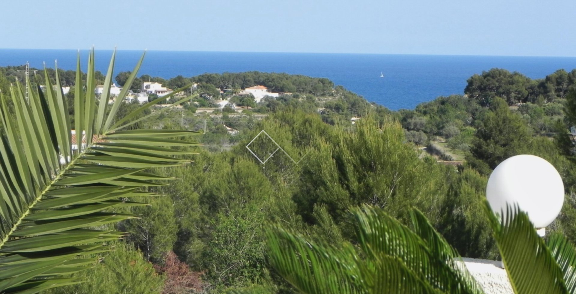 vistas al mar - Amplia y hermosa villa con vista al mar en venta en Benissa