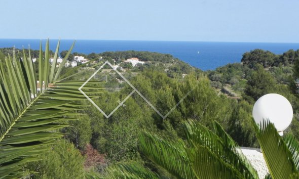 Meerblick - Geräumige schöne Meerblick-Villa in Benissa zu verkaufen