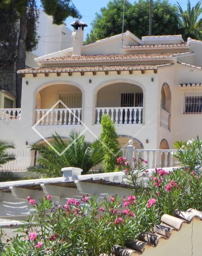 Villa -  Geräumige schöne Meerblick-Villa in Benissa zu verkaufen