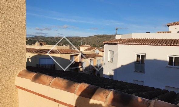 view - New townhouses in the centre of Teulada