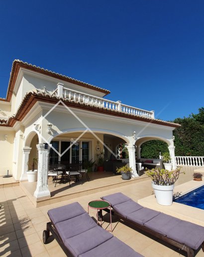 Elegante Villa zu verkaufen in Tesoro Park, Javea