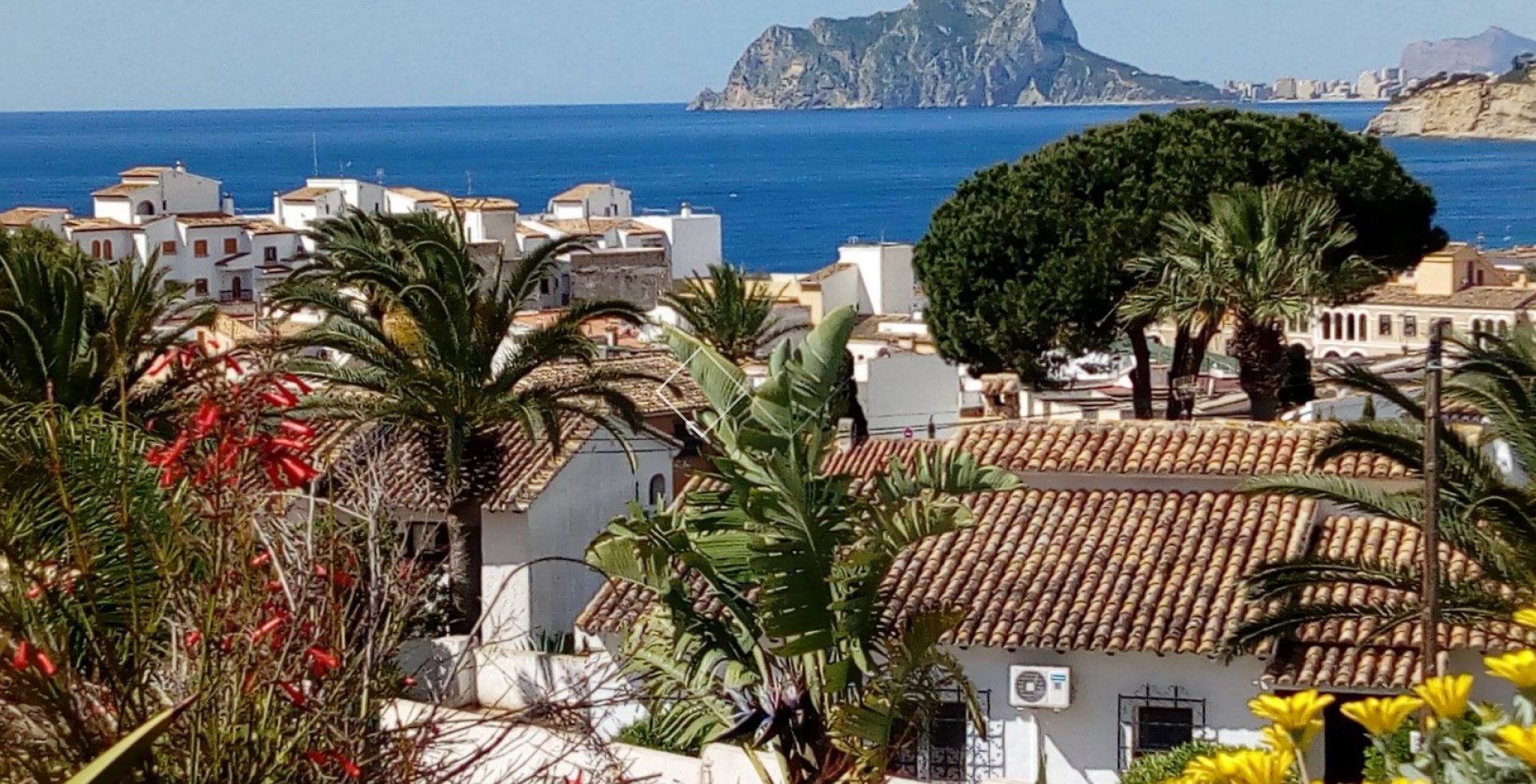 zeezicht - Villa te koop Moraira, op 300 m van het strand Pla del Mar