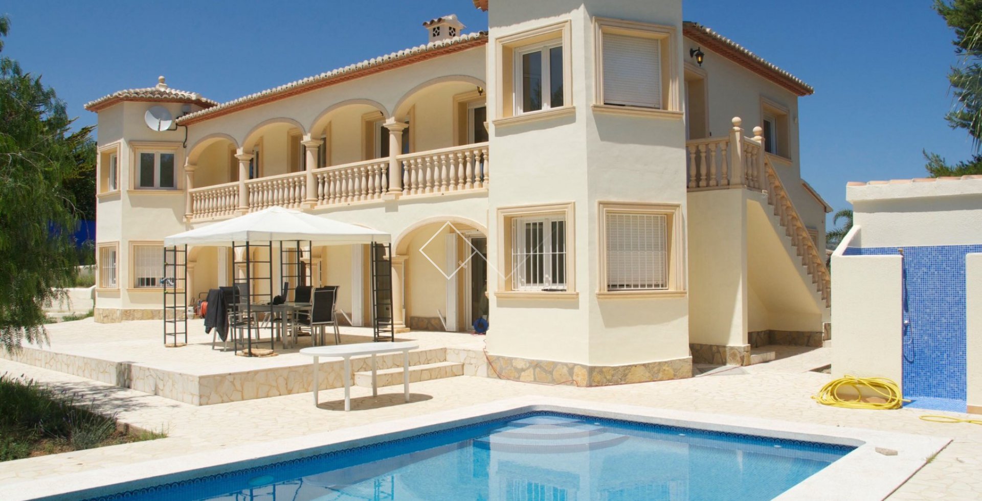 Majestueuze villa te koop dichtbij Moraira