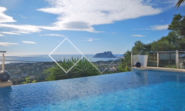 impresionantes vistas al mar - Villa con espectaculares vistas al mar en venta en Moraira