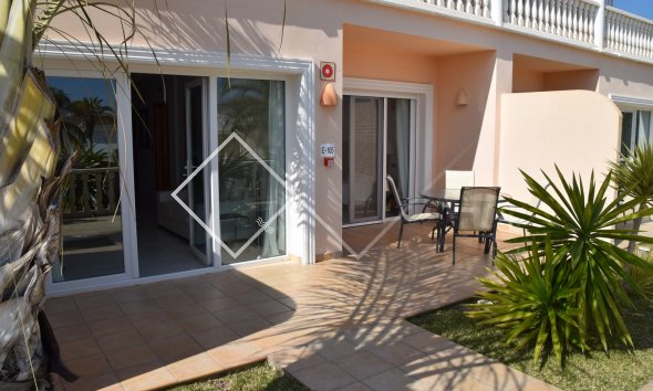 1 dormitorio - Apartamento en venta en complejo tropical en Benissa