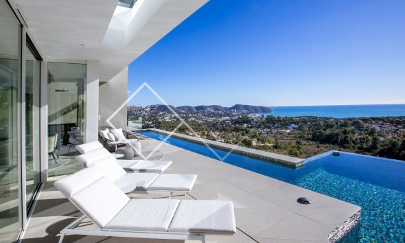 wow - Top end moderne zeezicht villa te koop in Moraira