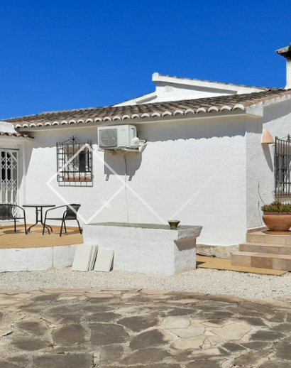 Villa te koop in Moraira, dichtbij dorp