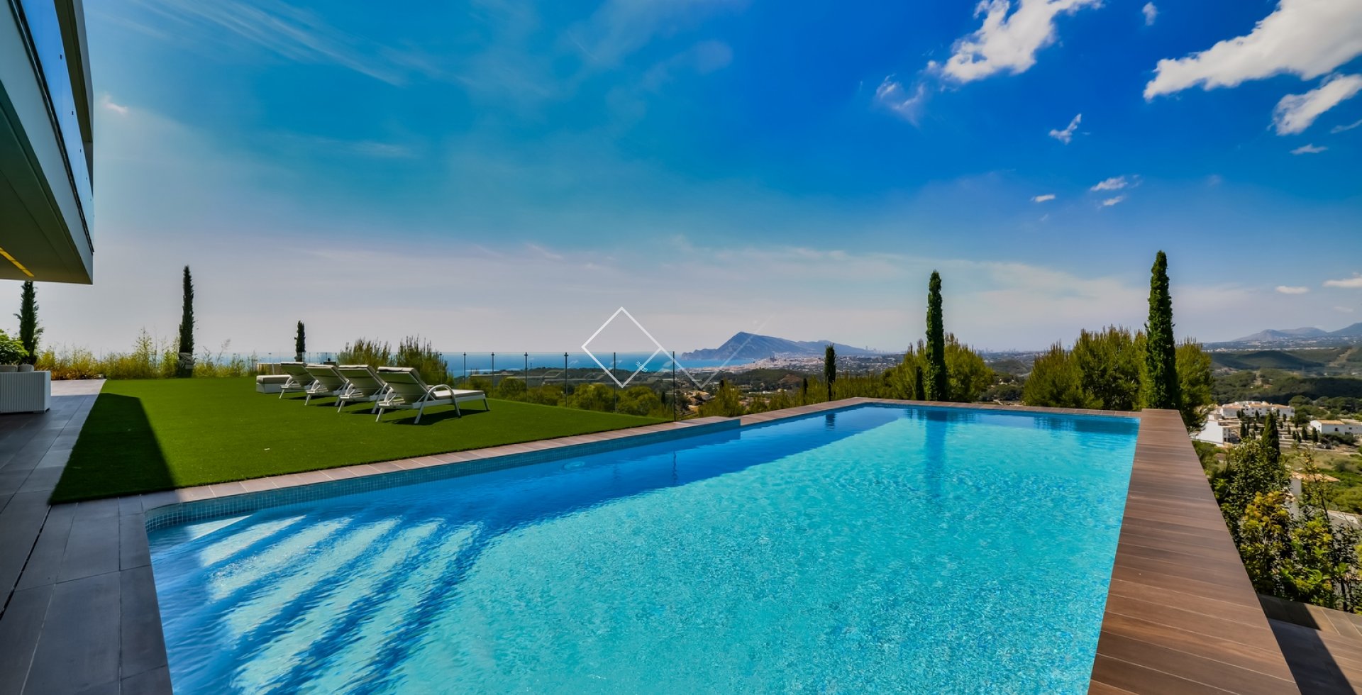 Pool - Luxuriöse Design-Villa mit freiem Meerblick in Altea Hills zu verkaufen