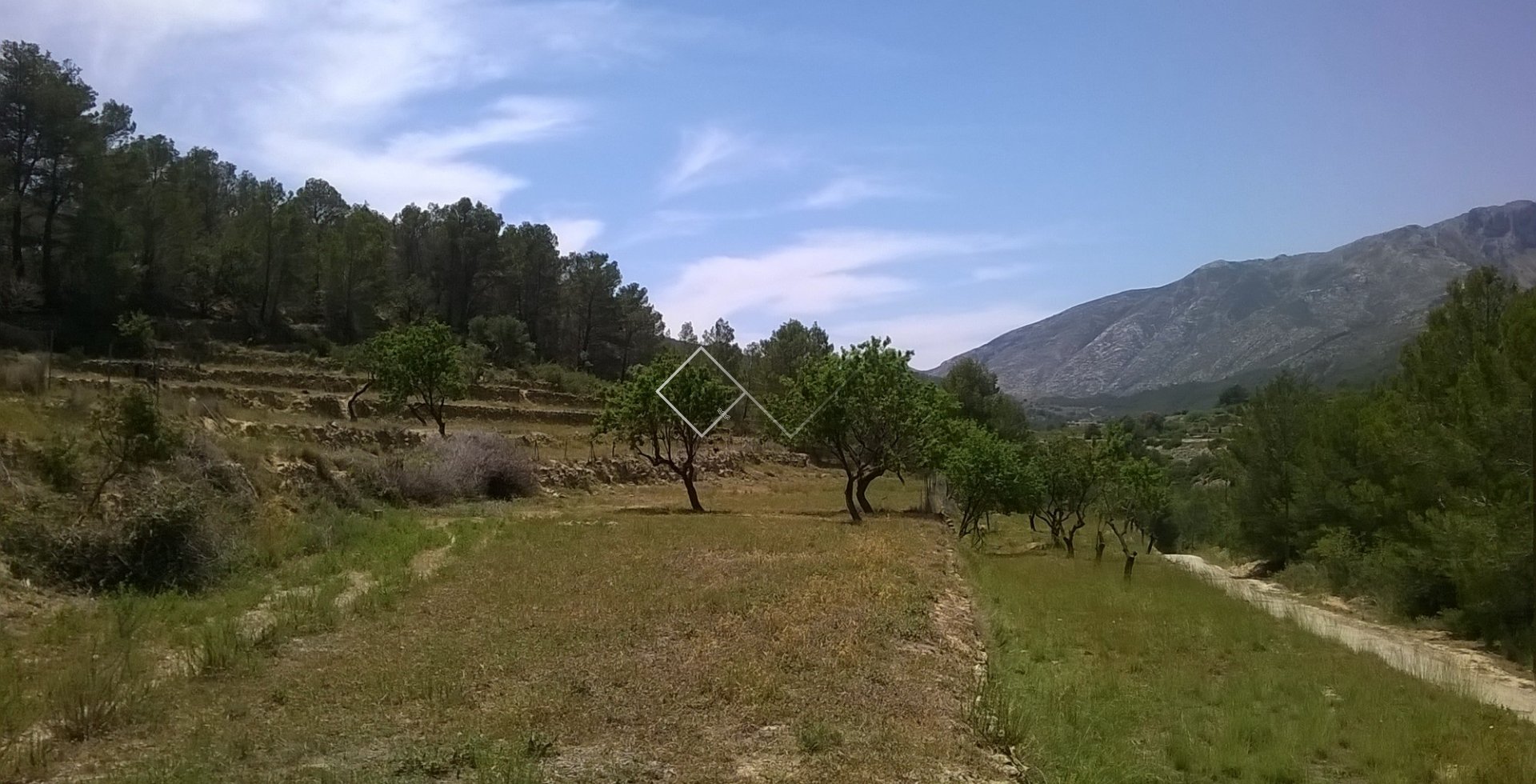 mountain views - Large plot for sale in Benissa
