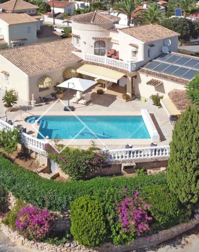 Villa con bonitas vistas al mar en venta en Benissa
